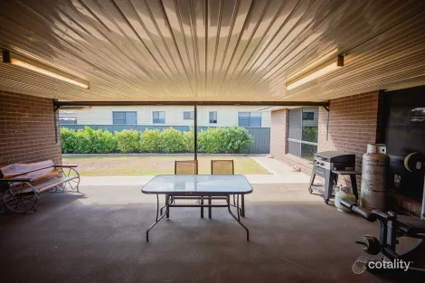 Property photo of 7 Beetson Drive Roma QLD 4455