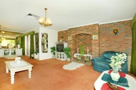 Property photo of 5 Celeste Court Chirnside Park VIC 3116