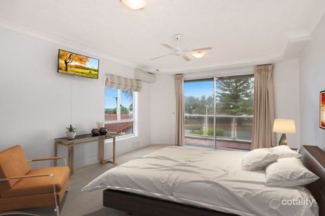 Property photo of 2/100 Pacific Parade Bilinga QLD 4225