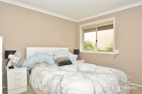 Property photo of 24 Billabong Drive Cameron Park NSW 2285