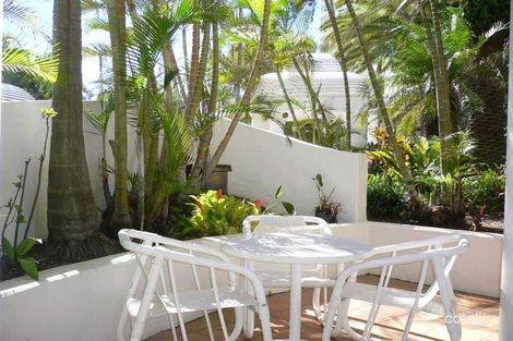Property photo of 101/220 The Esplanade Burleigh Heads QLD 4220