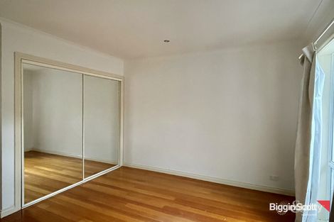 2/72 Tunstall Rd, Donvale, VIC 3111