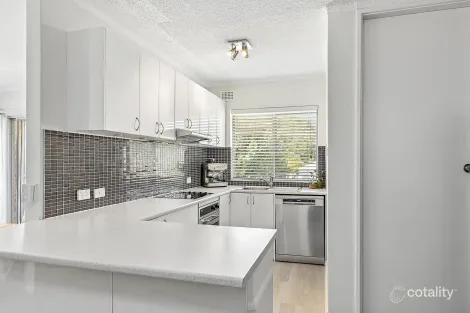 Property photo of 9/42 Frederick Street Point Frederick NSW 2250