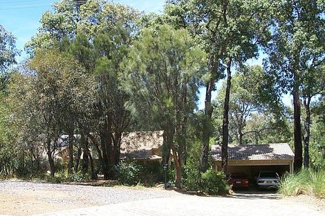 6 Trafalgar Rd, Lesmurdie, WA 6076