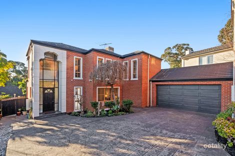 2/63 Hampshire Rd, Doncaster, VIC 3108