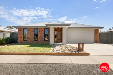 17 Parkview Bvd, Huntly, VIC 3551