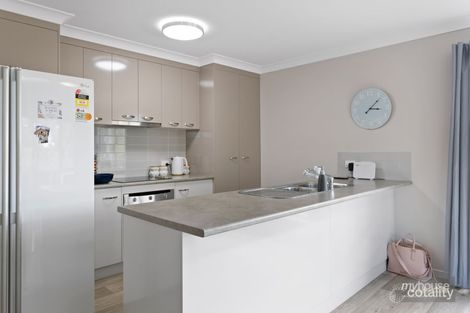 Property photo of 2/27 Park Street Wilsonton QLD 4350