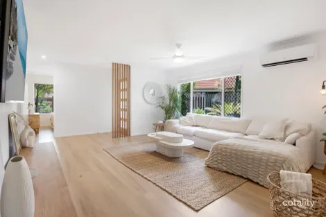 Property photo of 2/20 Mollys Place Currumbin Waters QLD 4223