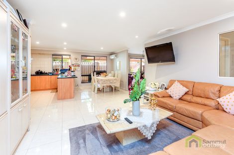 Property photo of 2 Yarrow Drive Bennett Springs WA 6063