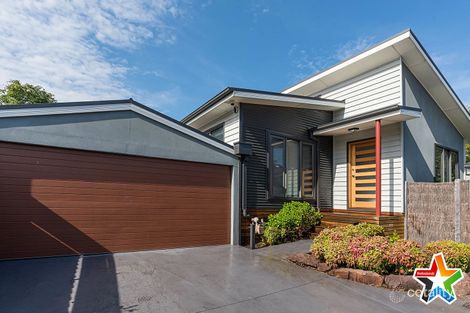 2b Gardner Pde, Mount Evelyn, VIC 3796