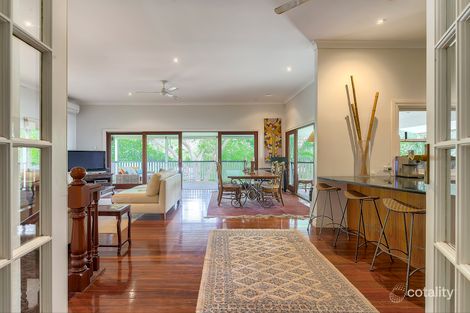 Property photo of 11 Mervyn Grove St Lucia QLD 4067