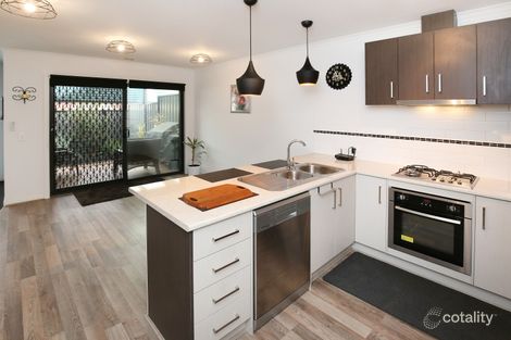 Property photo of 16 Deerbrook Circuit Wollert VIC 3750