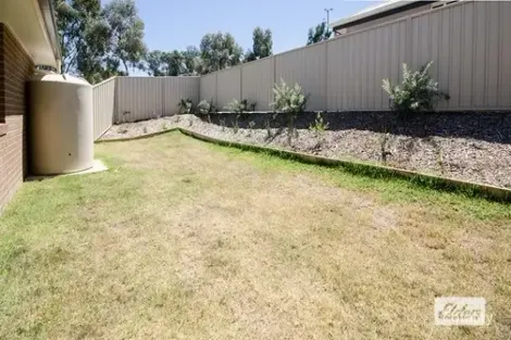 Property photo of 5 Wattlebird Drive Bandiana VIC 3691