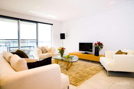 37 Watts Dr, Varsity Lakes, QLD 4227