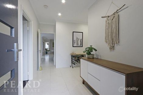 Property photo of 15 Schonell Way Piara Waters WA 6112