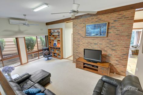 Property photo of 52-54 Fairview Avenue Croydon North VIC 3136