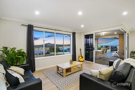 Property photo of 10 Carla Crescent Westbrook QLD 4350