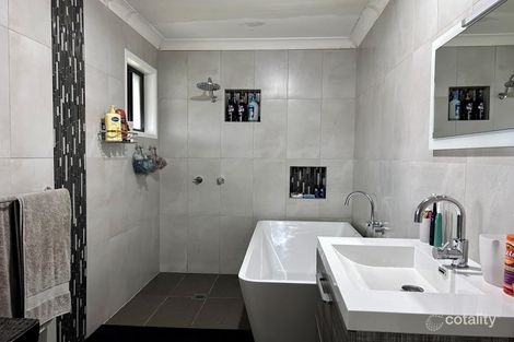 415 Thunderbolts Way, Rocky River, NSW 2358