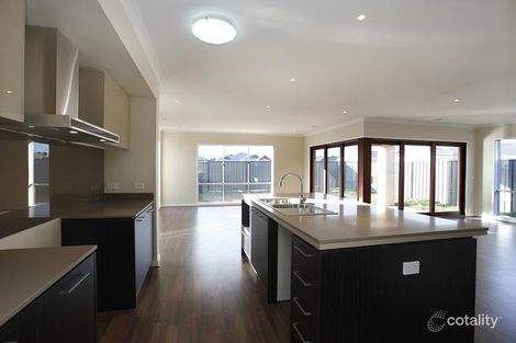 Property photo of 8 Atkinson Close Point Cook VIC 3030
