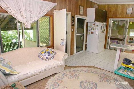 Property photo of 18 Yoomba Crescent Alexandra Headland QLD 4572