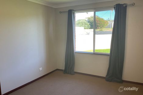 Property photo of 35 Whatman Way Withers WA 6230