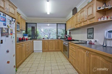 Property photo of 40 Robins Road Kalamunda WA 6076