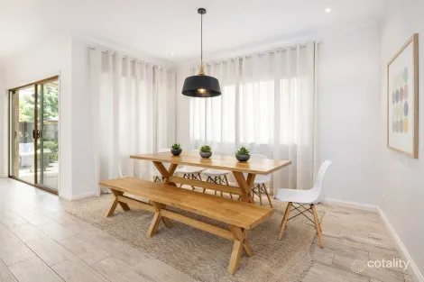 Property photo of 34 Catalina Circuit Forest Lake QLD 4078