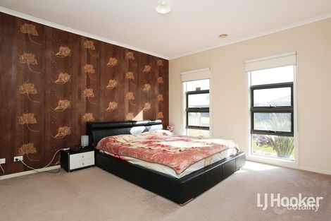 Property photo of 4 Tenterfield Place Tarneit VIC 3029