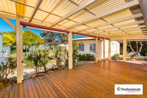 Property photo of 14B Crayden Road Kalamunda WA 6076