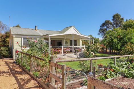 92 Highton Lane, Mansfield, VIC 3722