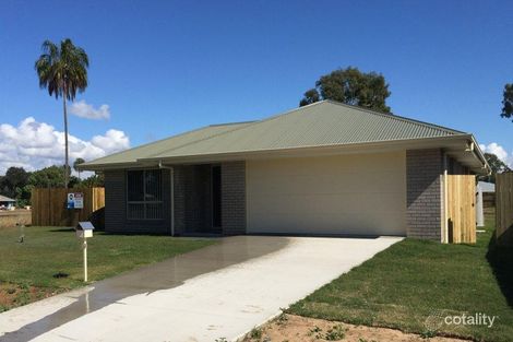 4 Balmoral Ct, Moore Park Beach, QLD 4670