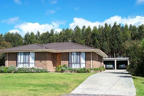 19 Turner St, Orana, WA 6330