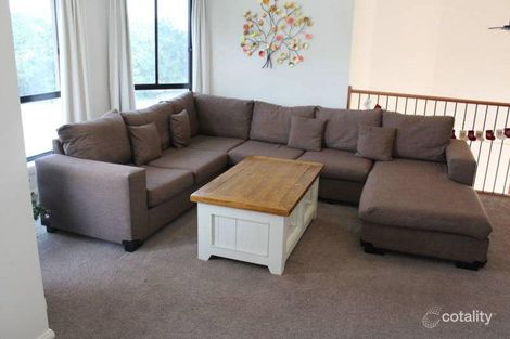 Property photo of 8 Negundo Place Kelso NSW 2795
