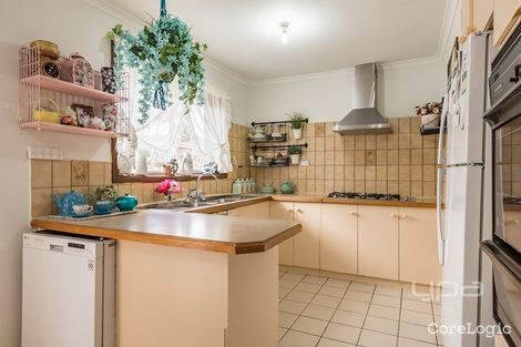 Property photo of 1/2 Elgata Close Meadow Heights VIC 3048