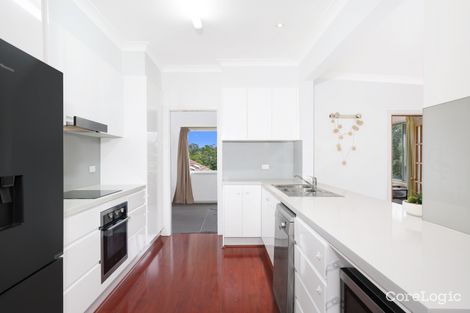 Property photo of 14 Bimbadeen Avenue West Wollongong NSW 2500