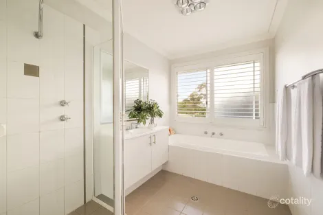 Property photo of 8 The Grange Picton NSW 2571
