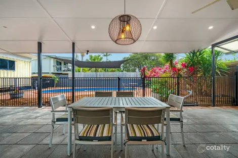 10 Selwyn St, Cranbrook, QLD 4814