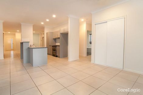 Property photo of 15 Walter Court Leichhardt QLD 4305