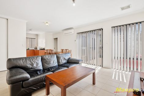 Property photo of 4/56-58 Henry Street East Cannington WA 6107