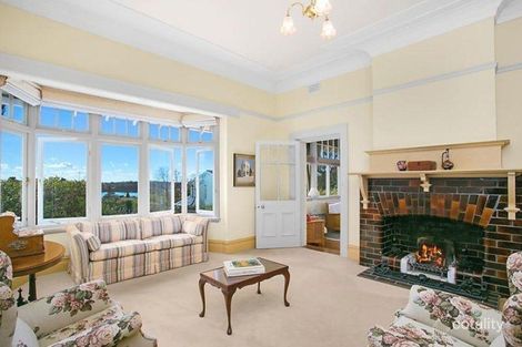 Property photo of 12 Middle Head Road Mosman NSW 2088