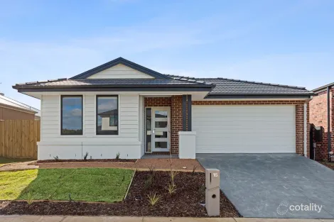 16 BANROCK CT, WAURN PONDS, VIC 3216