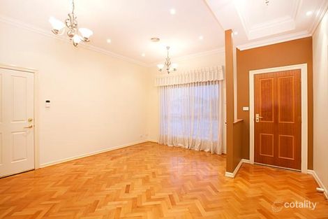 Property photo of 33 Copeland Crescent Point Cook VIC 3030