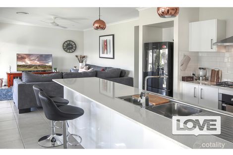 Property photo of 13 Ainsworth Crescent North Rothbury NSW 2335