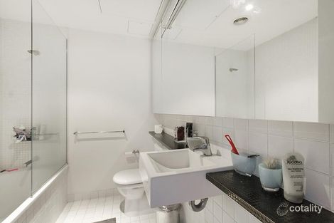 Property photo of 404/12 Waterview Walk Docklands VIC 3008