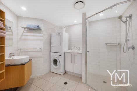 Property photo of 402/10 Leeding Terrace Caloundra QLD 4551