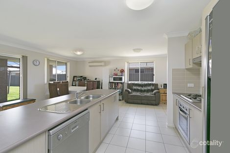 Property photo of 5 Hepburn Close Rutherford NSW 2320