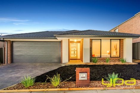 Property photo of 17 Cobble Street Cobblebank VIC 3338
