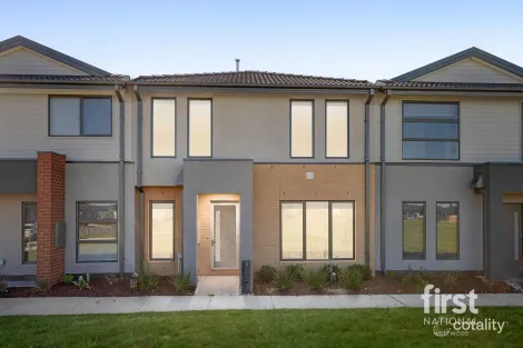 3 NISHI WALK, DEANSIDE, VIC 3336