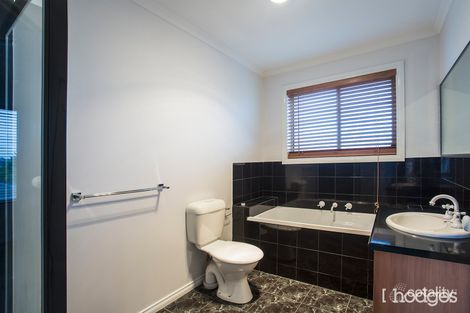 Property photo of 13 Duke Street Avondale Heights VIC 3034