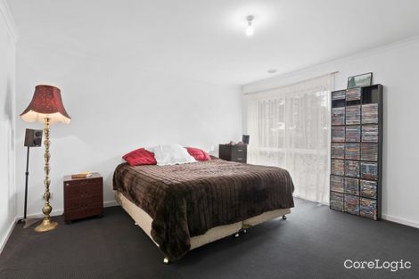 Property photo of 32 Coventry Crescent Mill Park VIC 3082